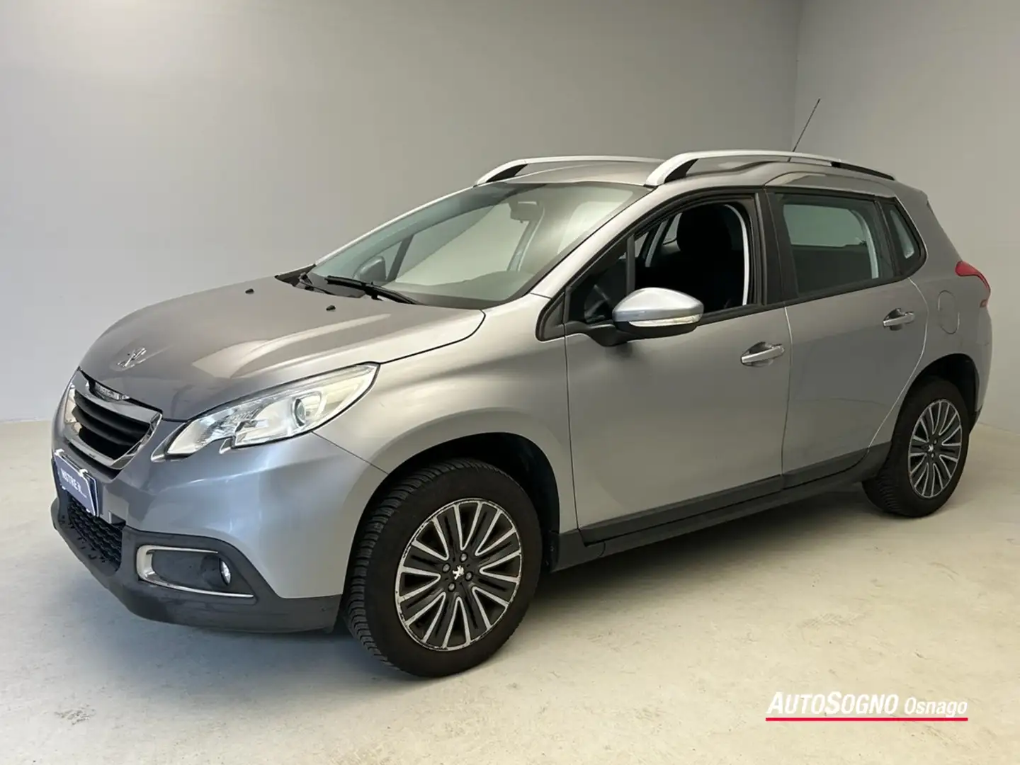 Peugeot 2008 PureTech 82 Active Grigio - 2