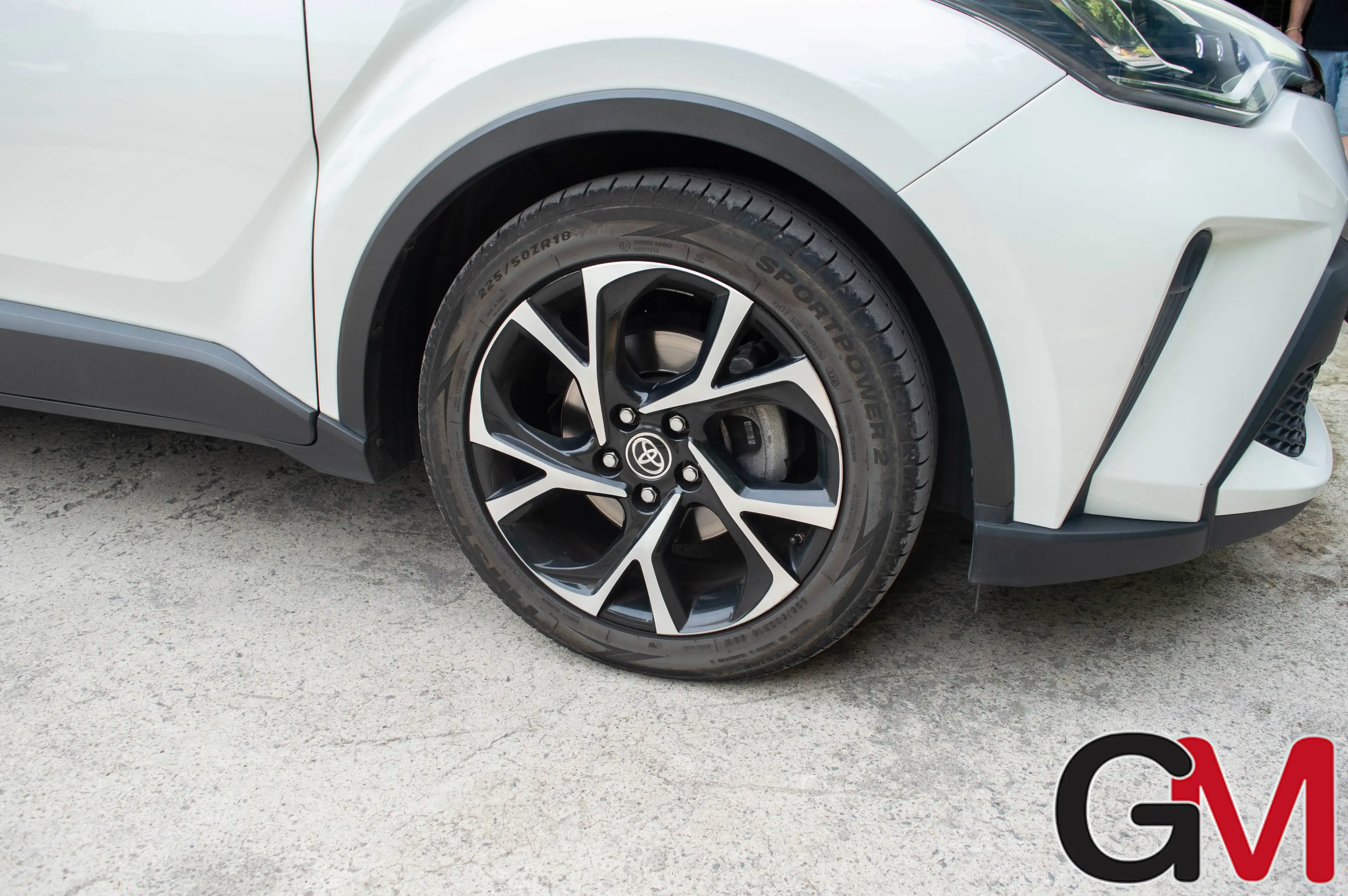 Toyota C-HR C-HR Hybrid 2.0i VVT-i C-Lub E-CVT — photo 13