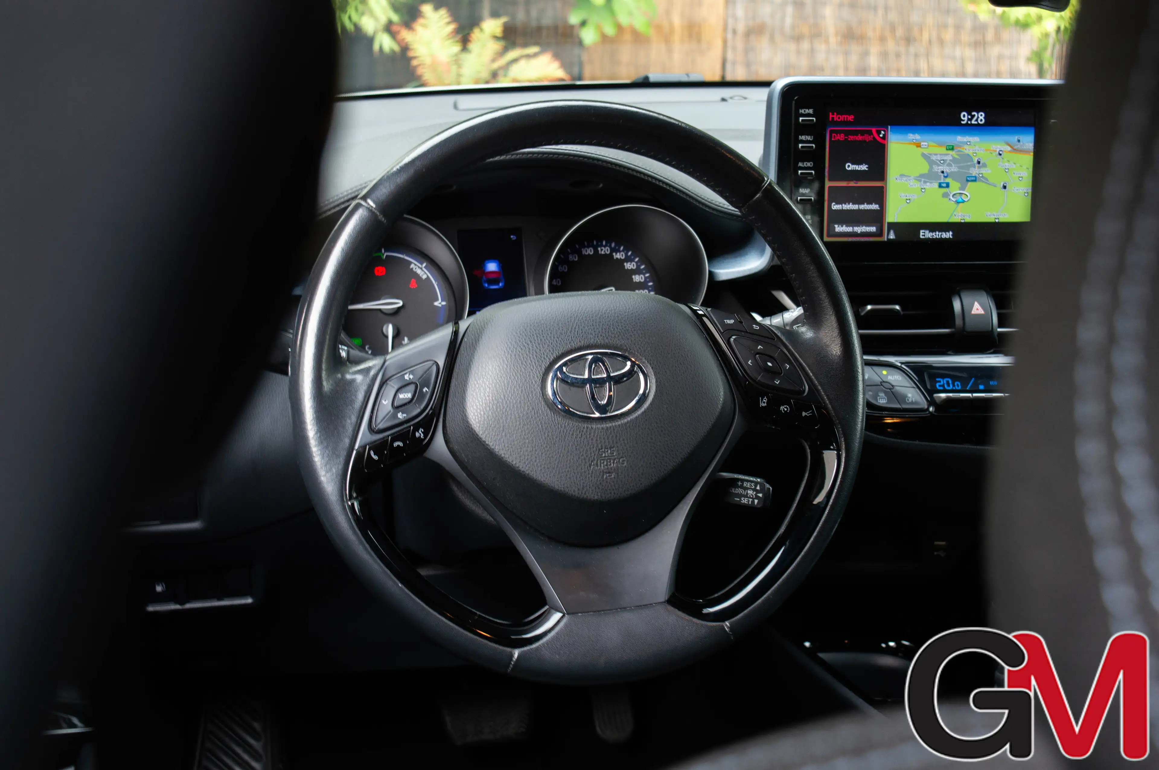 Toyota C-HR C-HR Hybrid 2.0i VVT-i C-Lub E-CVT — photo 15