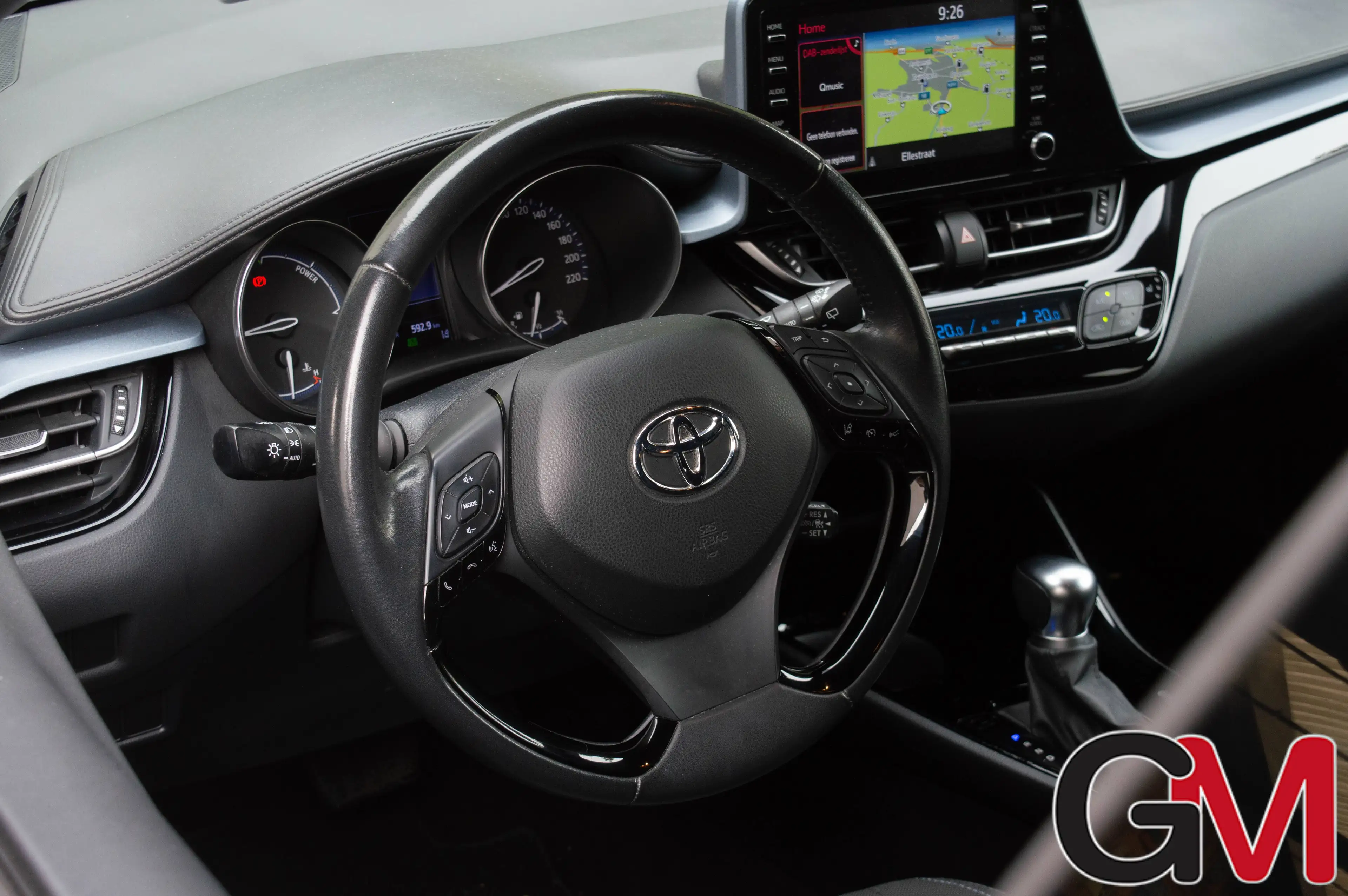 Toyota C-HR C-HR Hybrid 2.0i VVT-i C-Lub E-CVT — photo 6