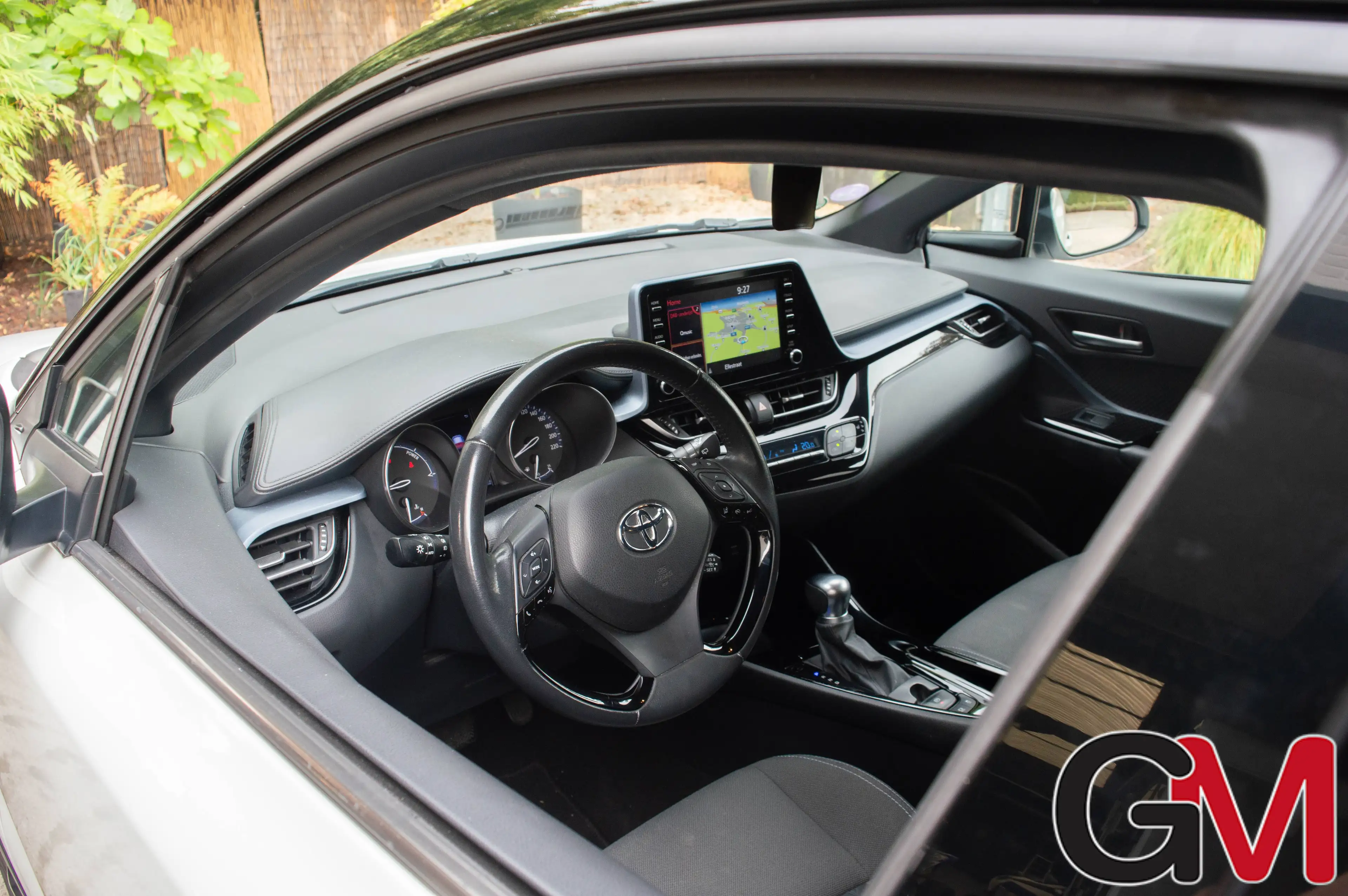 Toyota C-HR C-HR Hybrid 2.0i VVT-i C-Lub E-CVT — photo 7