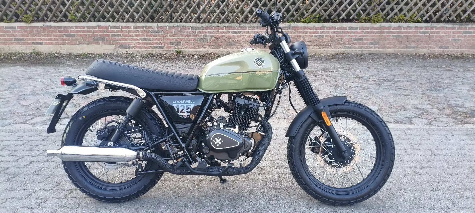 Brixton Cromwell 125 ABS Neufahrzeug Verde - 2
