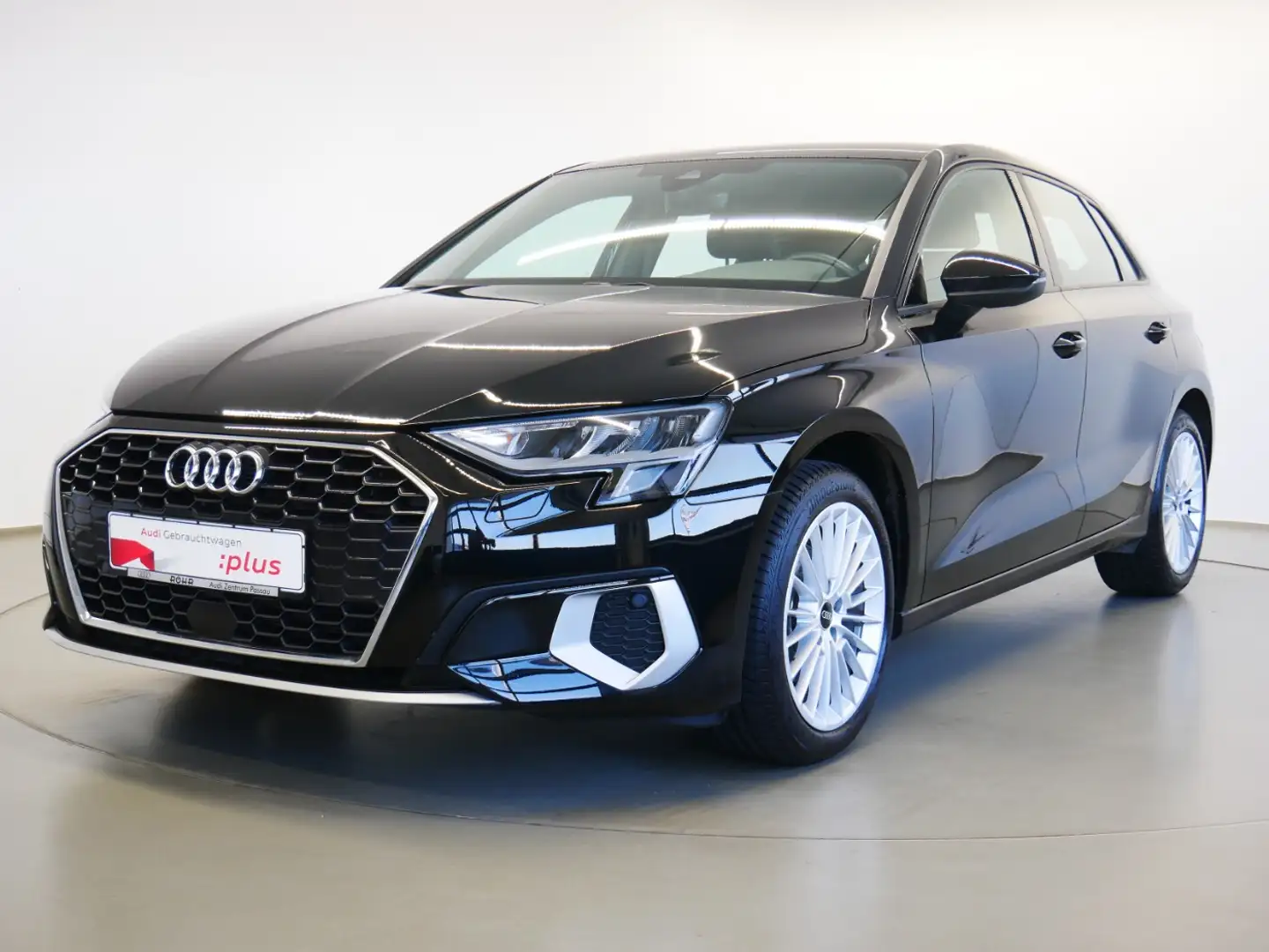Audi A3 Sportback 35 TFSI advanced LED PDC GRA SHZ DAB Noir - 2
