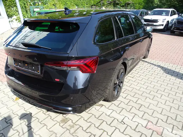 Skoda Octavia view 7
