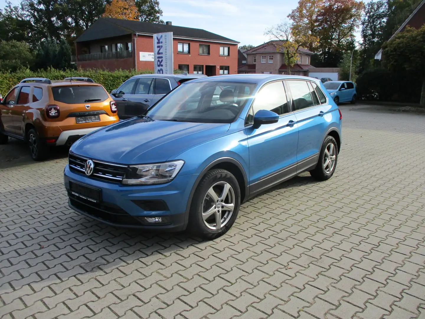 Volkswagen Tiguan Trendline BMT/Start-Stopp/AHK abn./SHZ Bleu - 1