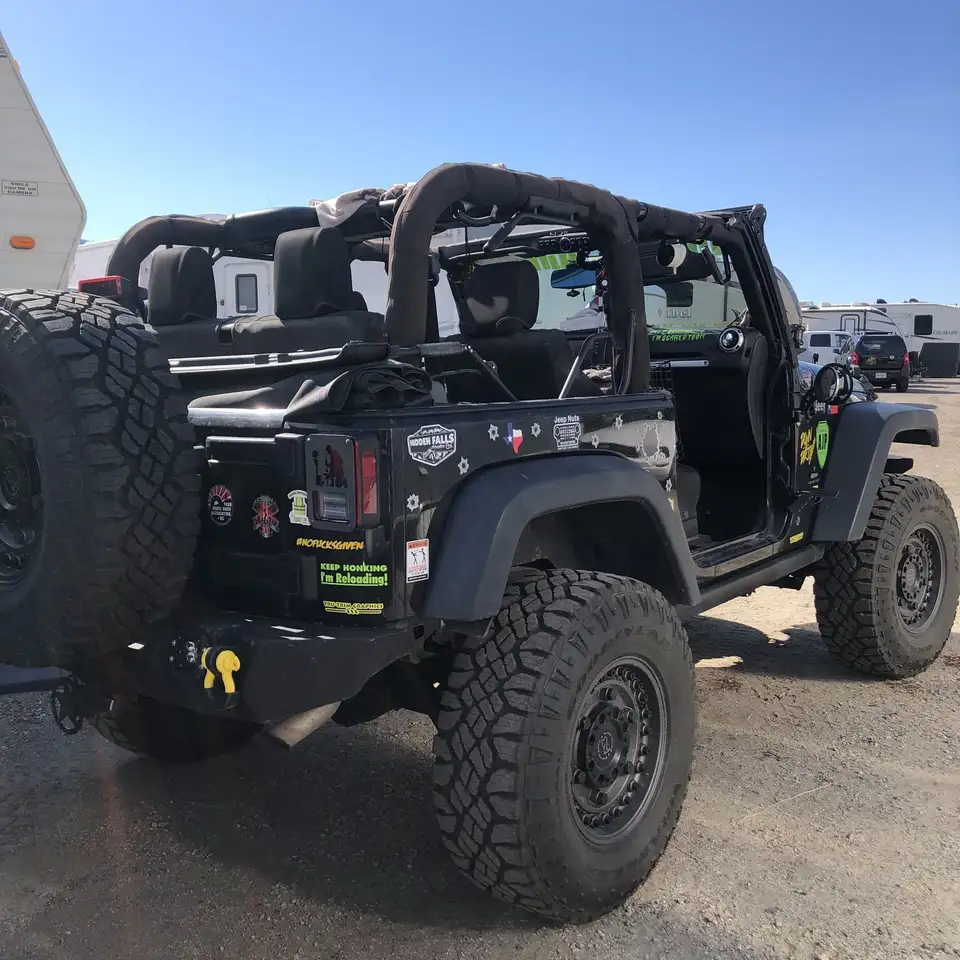 Jeep Wrangler снимка Jeep Wrangler