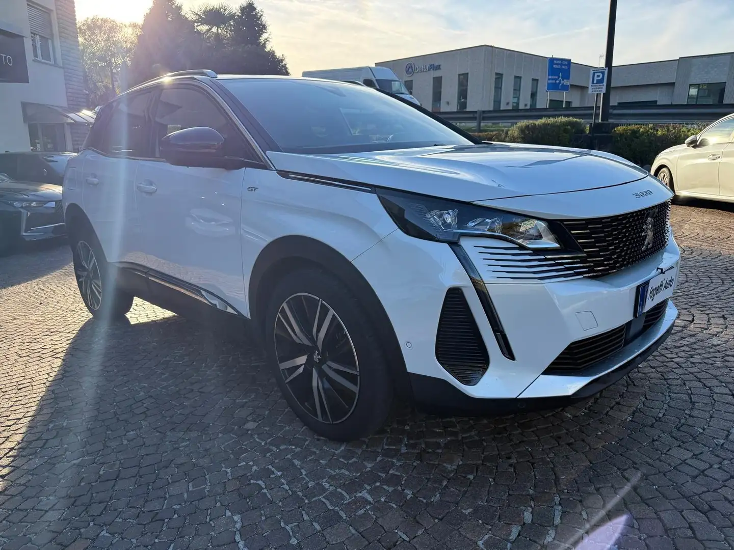 Peugeot 3008 1.5 BLUEHDI 130CV EAT8 GT PACK Bianco - 2
