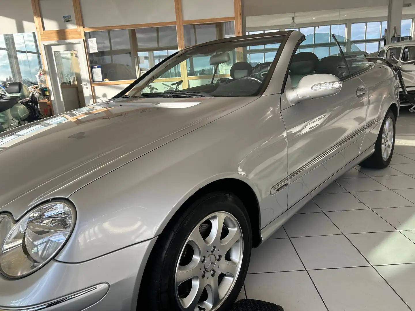 Mercedes-Benz CLK 200 CLK 200 Kompressor (209.442) Silber - 2