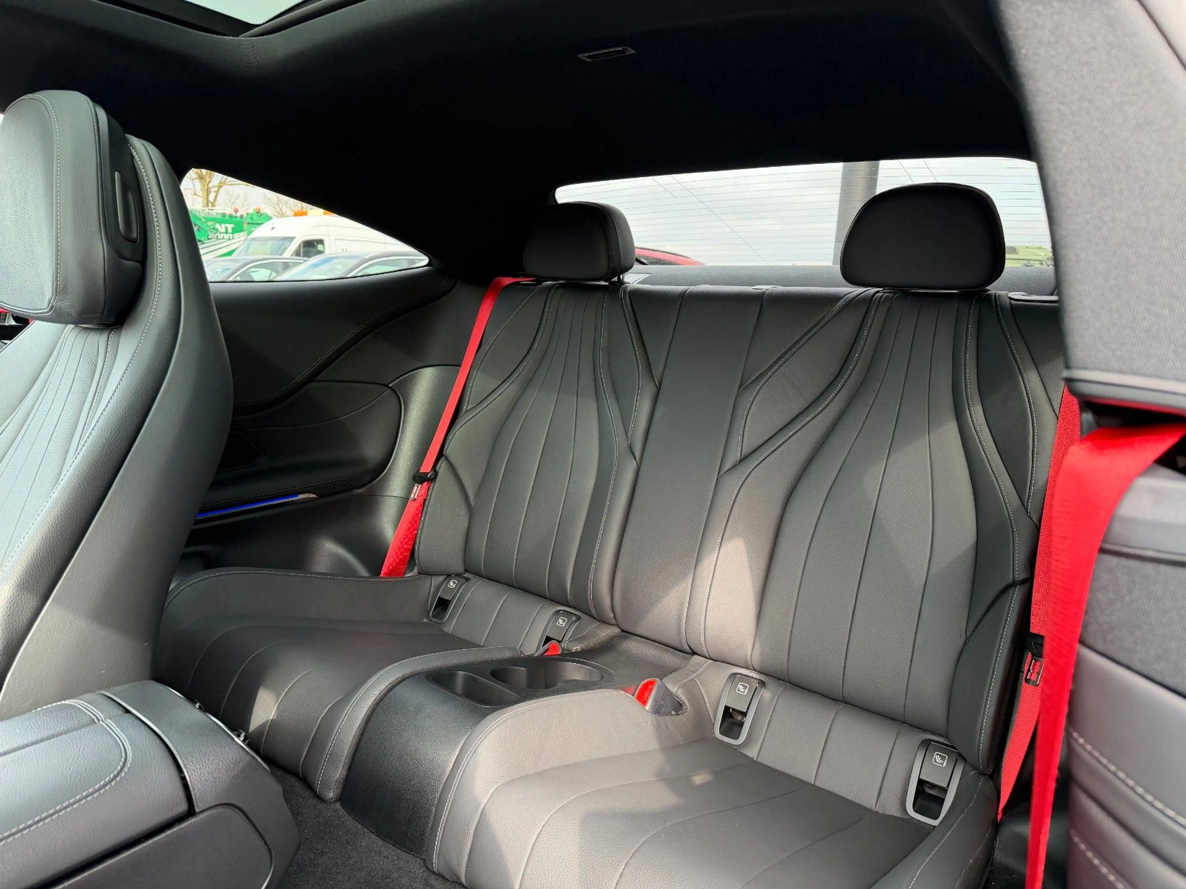Mercedes-Benz CLE 300 e AMG Premium Distr+Pano+360°+Digital — photo 9