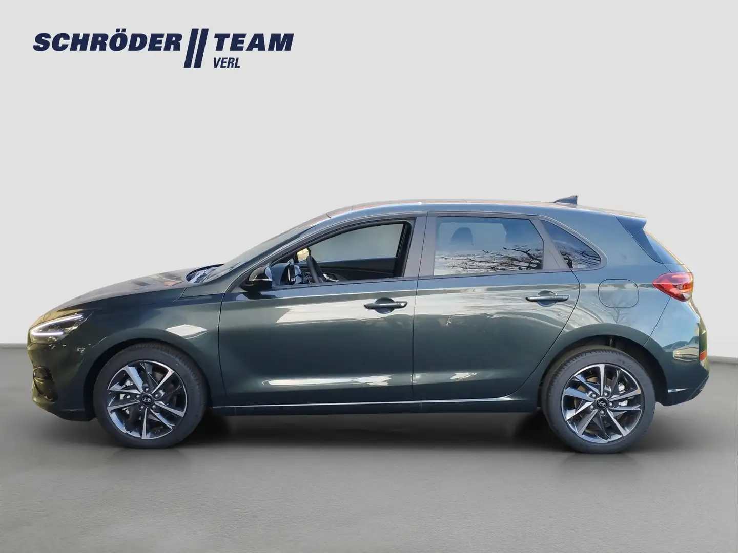 Hyundai i30 1.5 T-GDI DCT Advantage Panoramadach Verde - 2