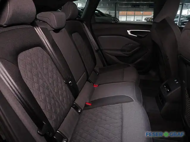Audi A5 view 6