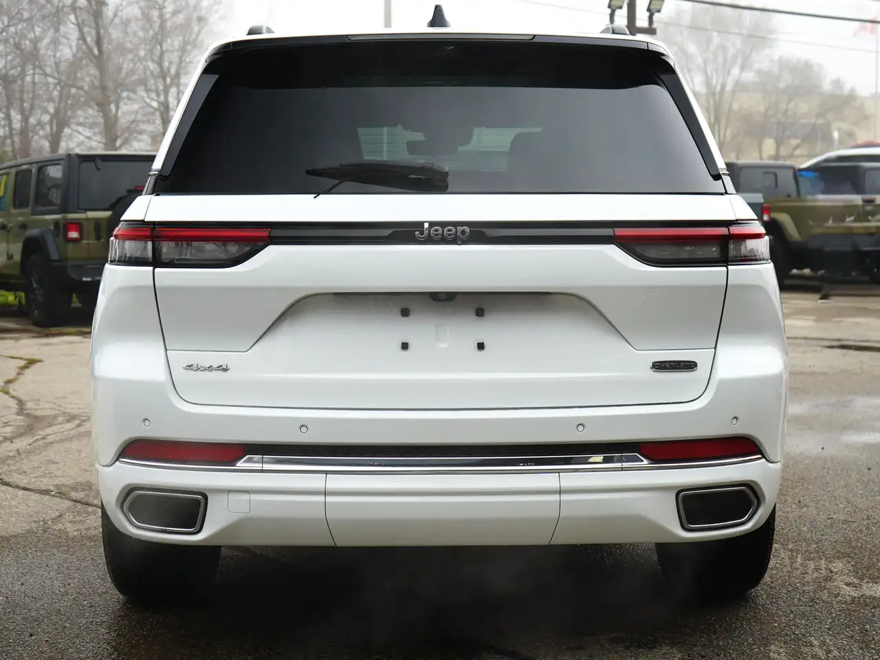Jeep Grand Cherokee снимка Jeep Grand Cherokee