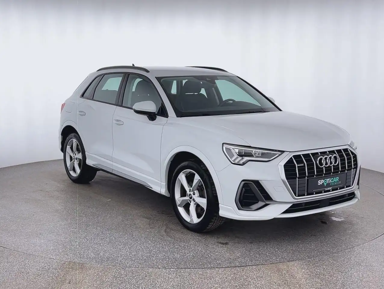 Audi Q3 S-line 40 2.0 TDI*NAVI*SHZ*RFK*uvm 3