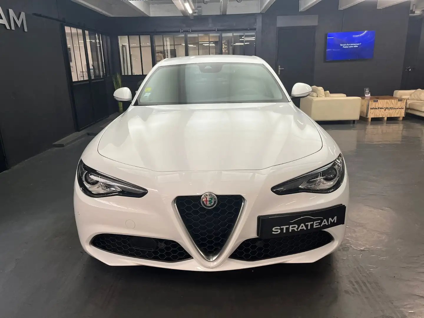 Alfa Romeo Giulia 2.2 160CV Super BVA Weiß - 2