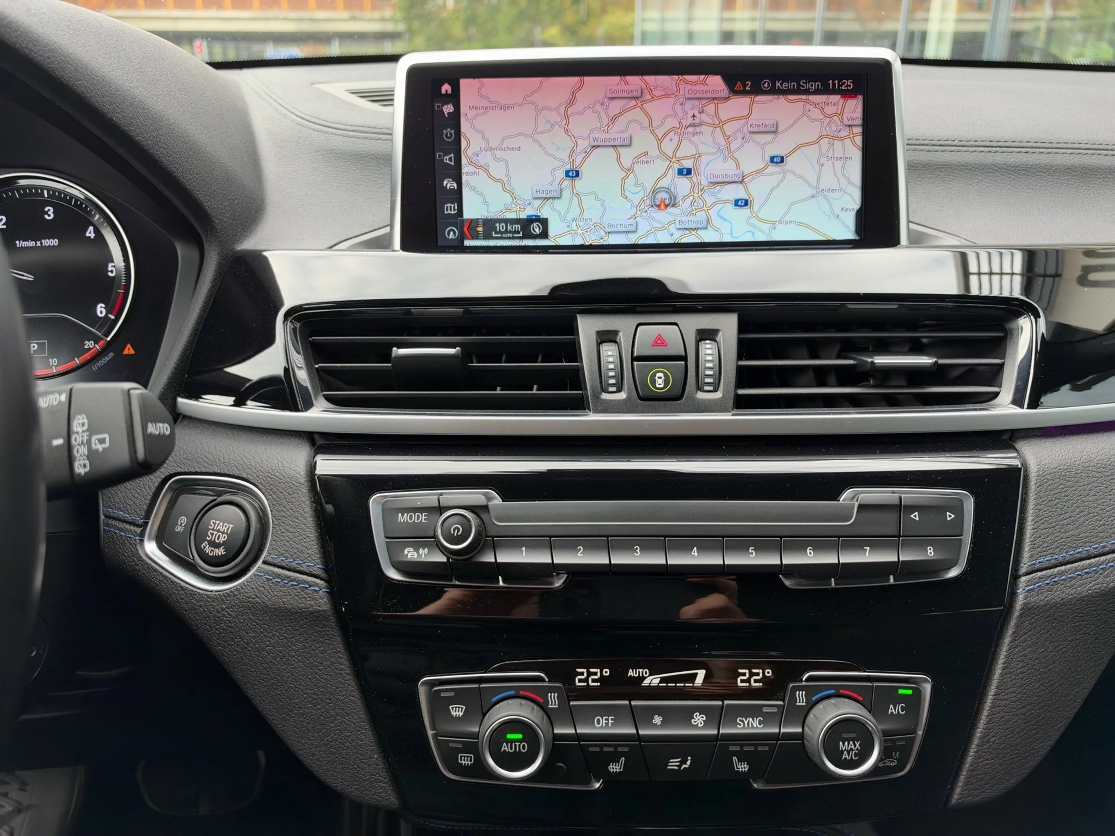 BMW X2 sDrive20d M Sport //Stop&Go HiFi 19"LM — photo 10