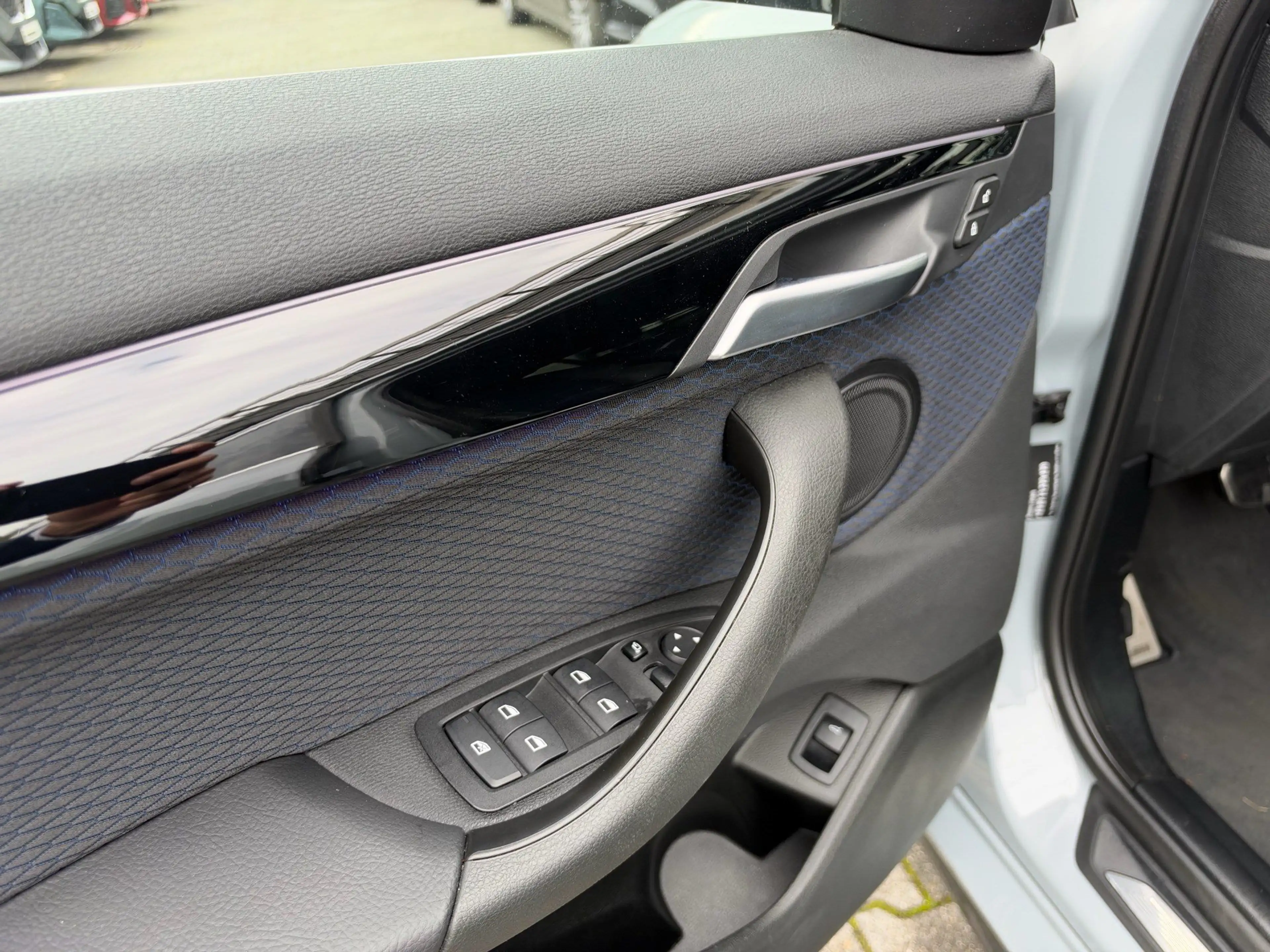 BMW X2 sDrive20d M Sport //Stop&Go HiFi 19"LM — photo 8