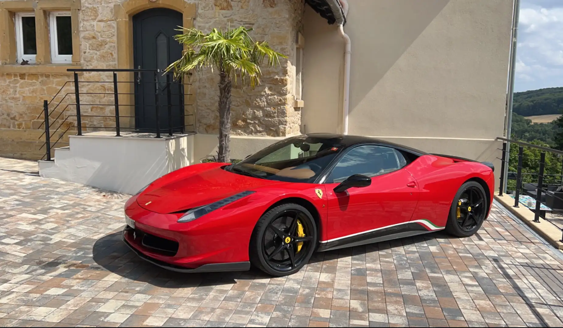 Ferrari 458 Italia 4.5 V8 570ch Carbone - 1