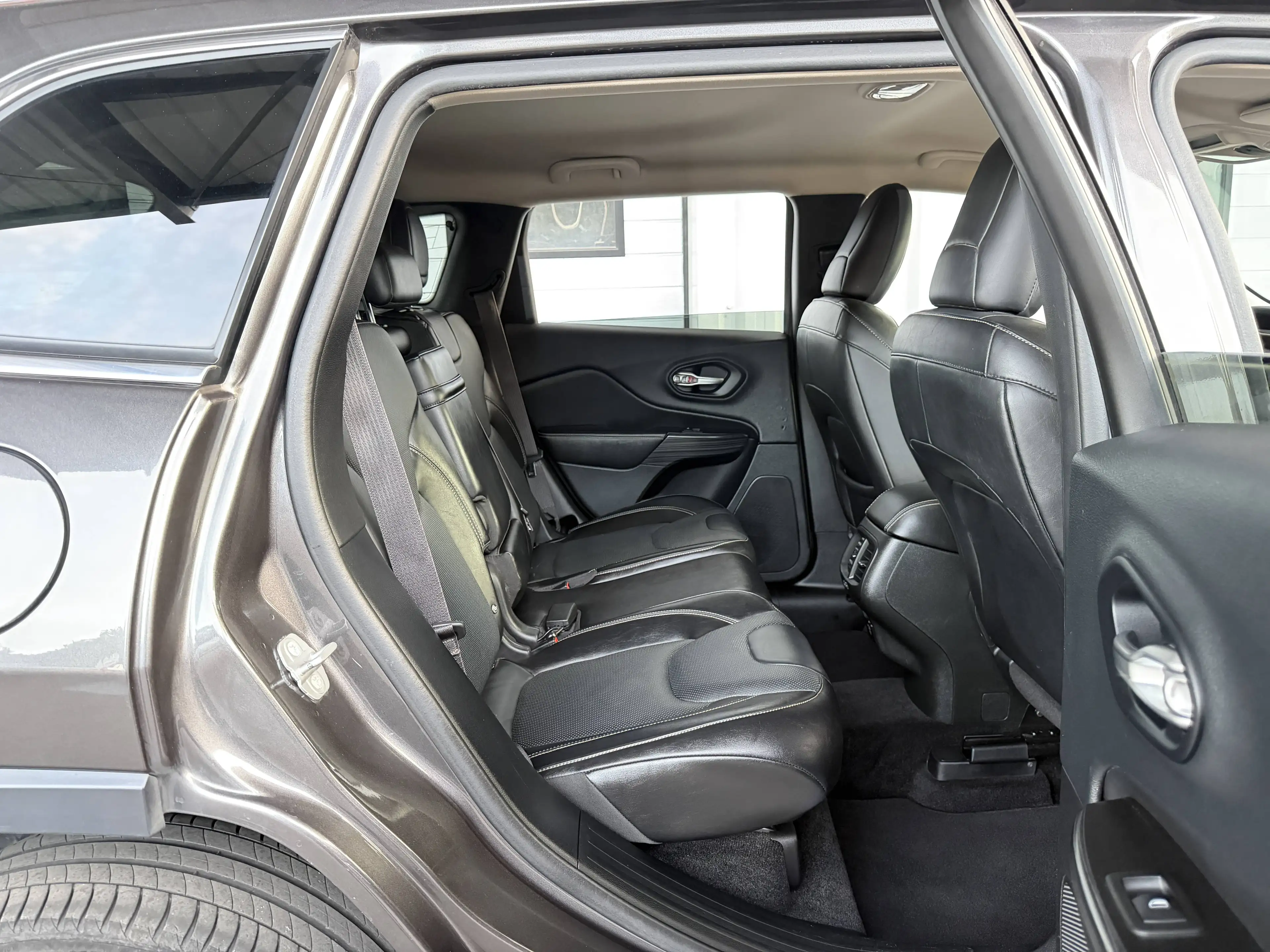 Jeep Cherokee 2.0 MJD/Limited/Automaat/4X4/Leder/Camera/Led/Euro5b — photo 14