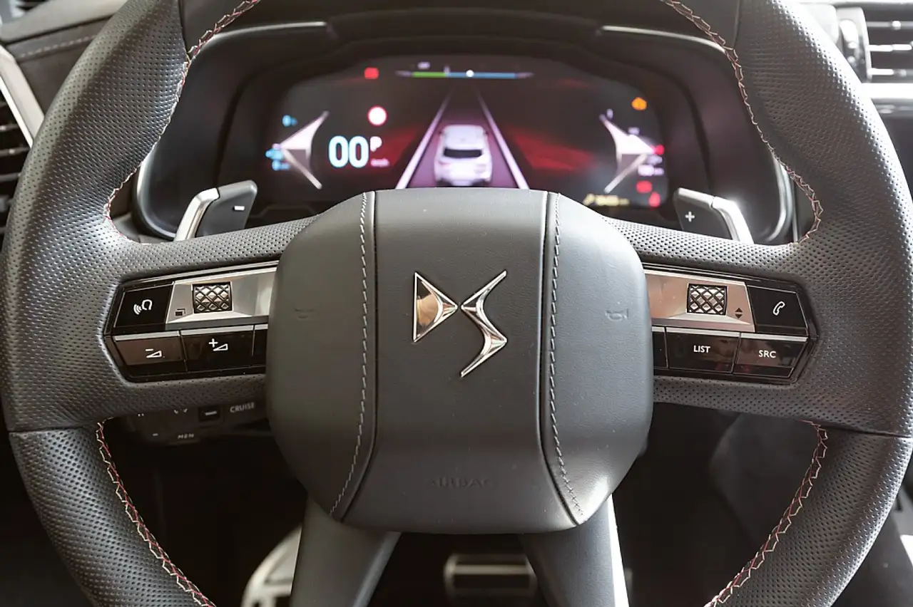 DS Automobiles DS 7 Crossback 2024 — фото 6