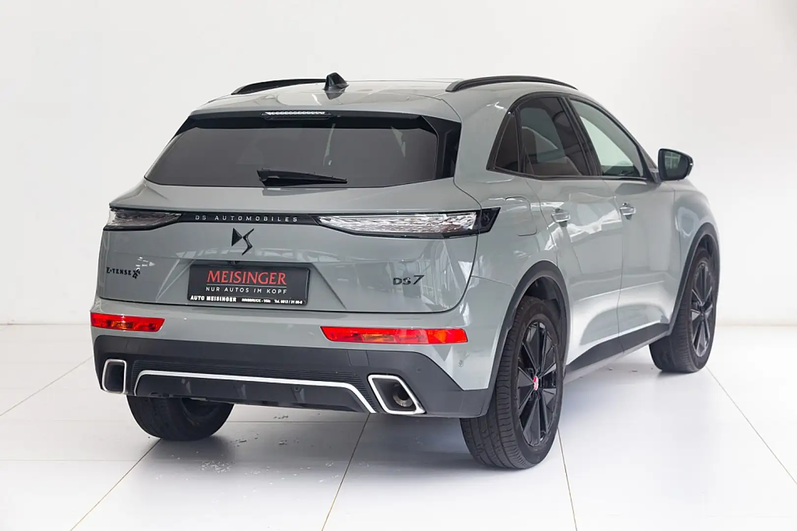 DS Automobiles DS 7 Crossback DS7 E-Tense4x4 300 Performance Line + Aut. Grau - 2