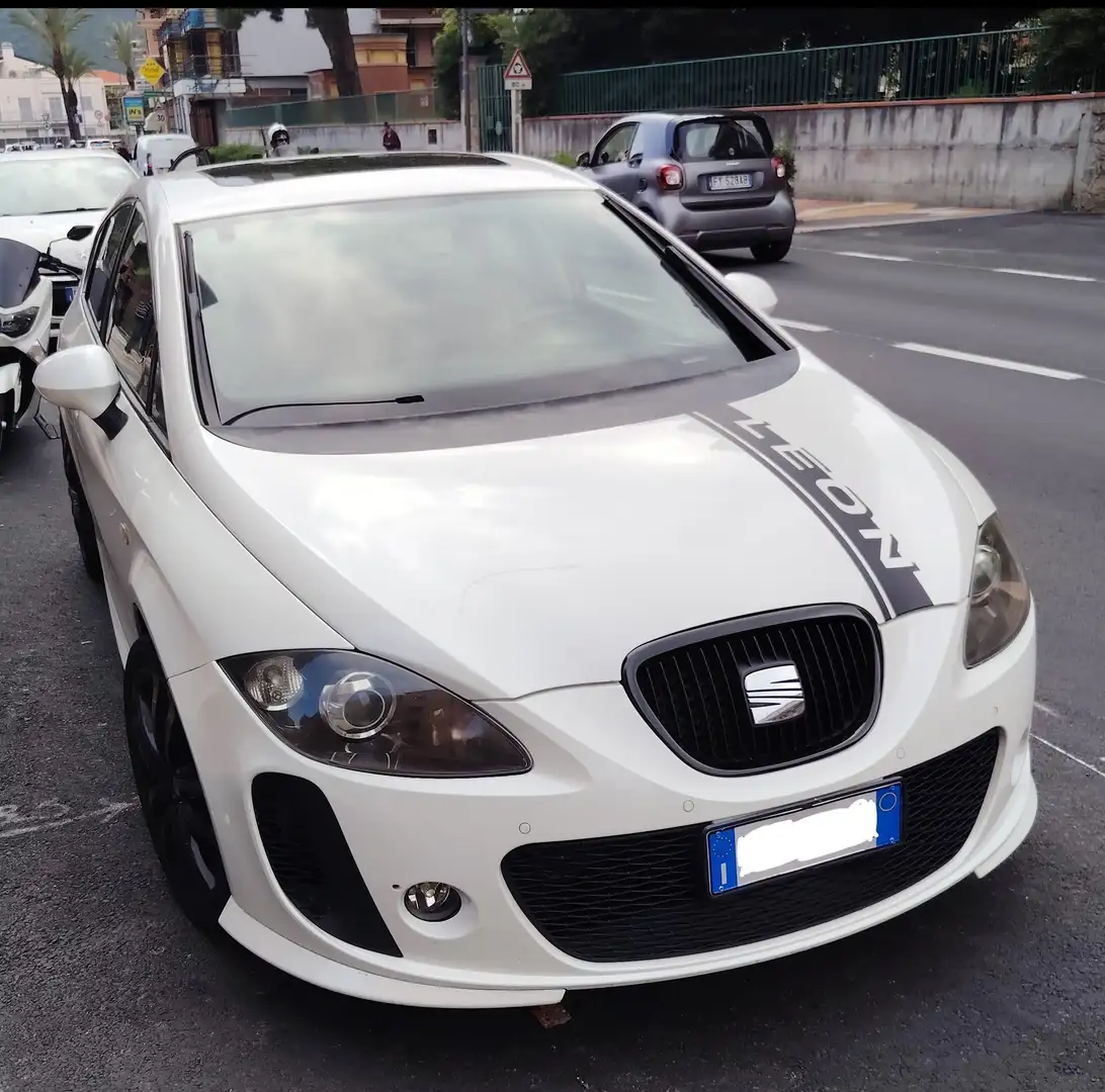 SEAT Leon Leon II 20052.0 tdi cr FR FL 170cv Bianco - 2