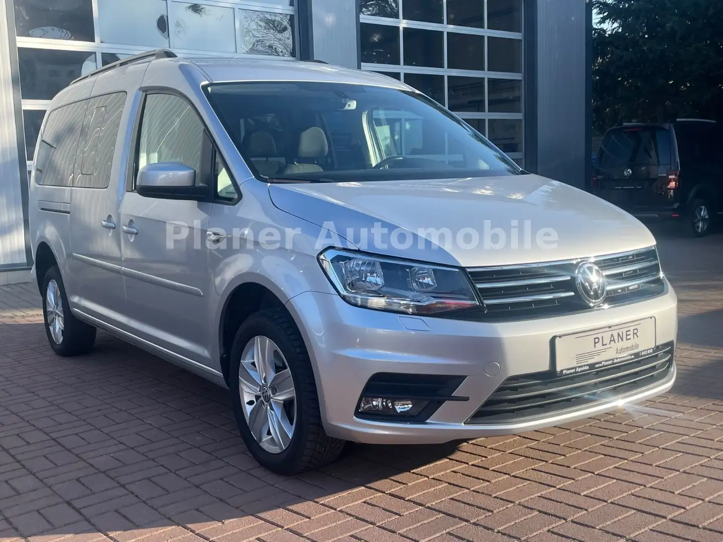 Volkswagen Caddy Maxi 4M 5-Sitzer Sitzh. Navi AHK HU neu Silber - 1