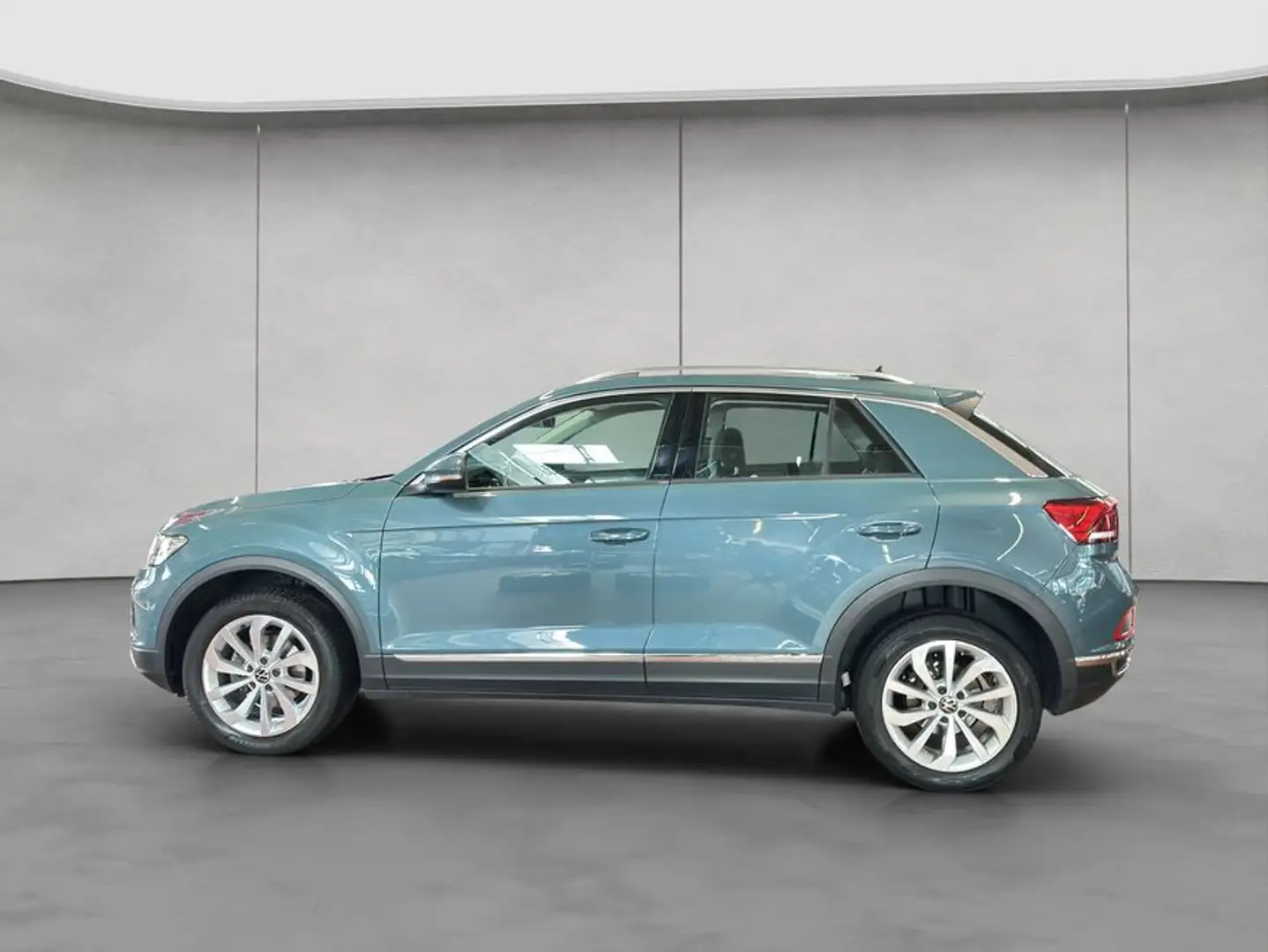 Volkswagen T-Roc 1.0 TSI Style AHK Pano Blau - 2