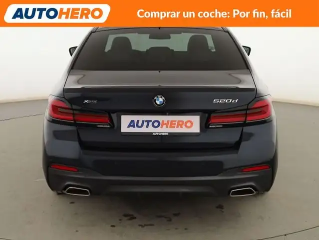 BMW 5 Series view 5
