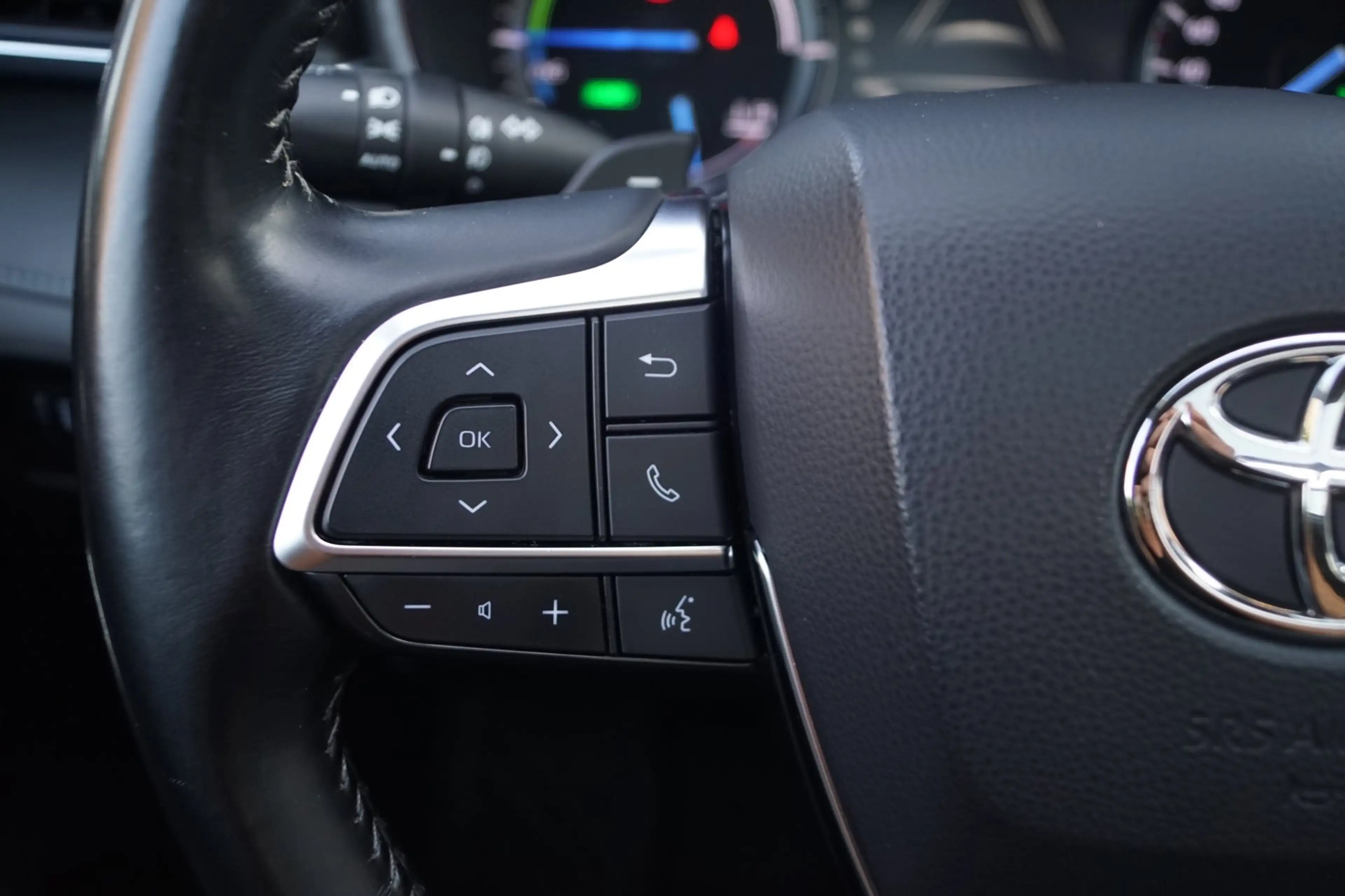 Toyota Highlander 2.5 AWD Hybrid Executive Autom Panodak 7Pers Leder — photo 19