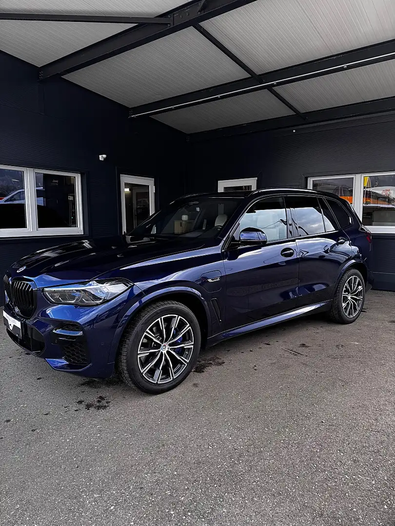 BMW X5 xDrive45e PHEV Aut. Blau - 2