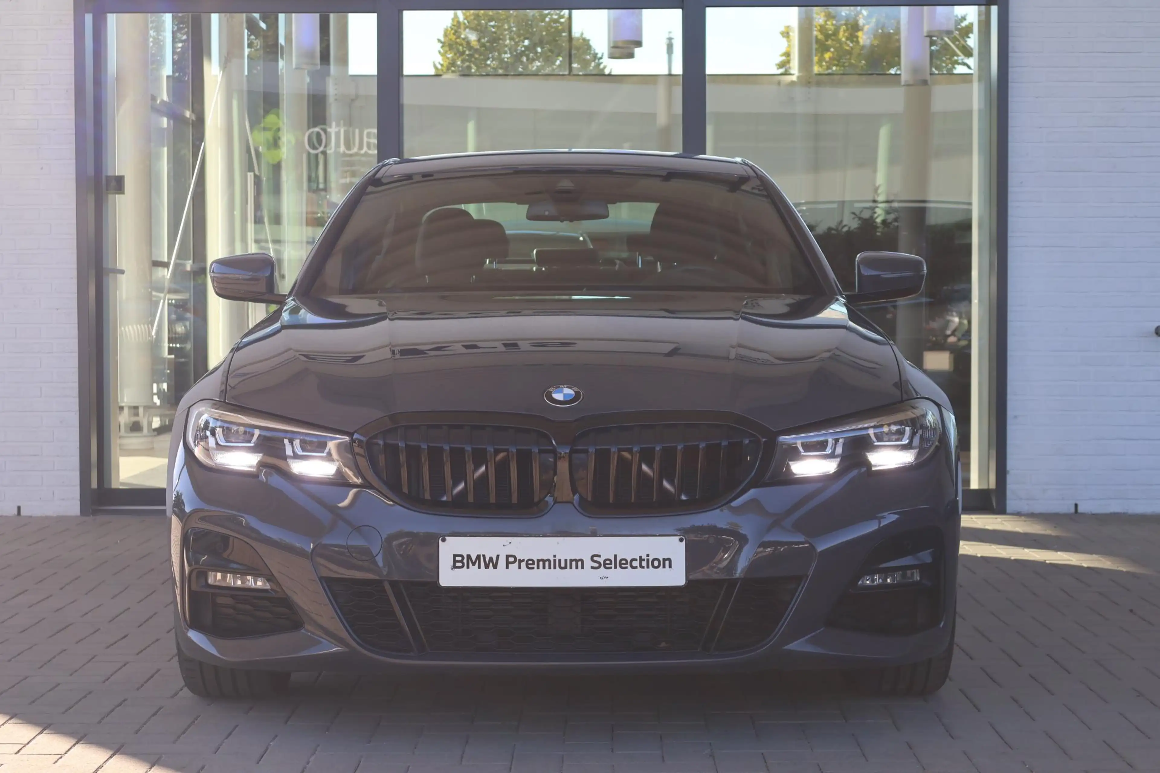 BMW 318 3-serie 318i Executive Edition | M Sport | Head-up — photo 3
