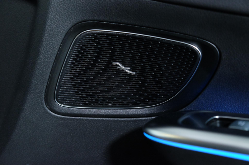 Mercedes-Benz C 300 Estate e AMG Line Extra set winterwielen — photo 24