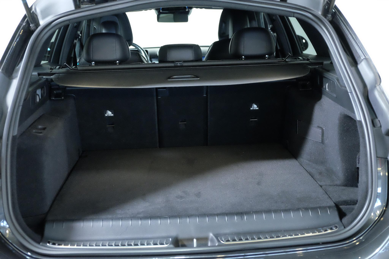 Mercedes-Benz C 300 Estate e AMG Line Extra set winterwielen — photo 25