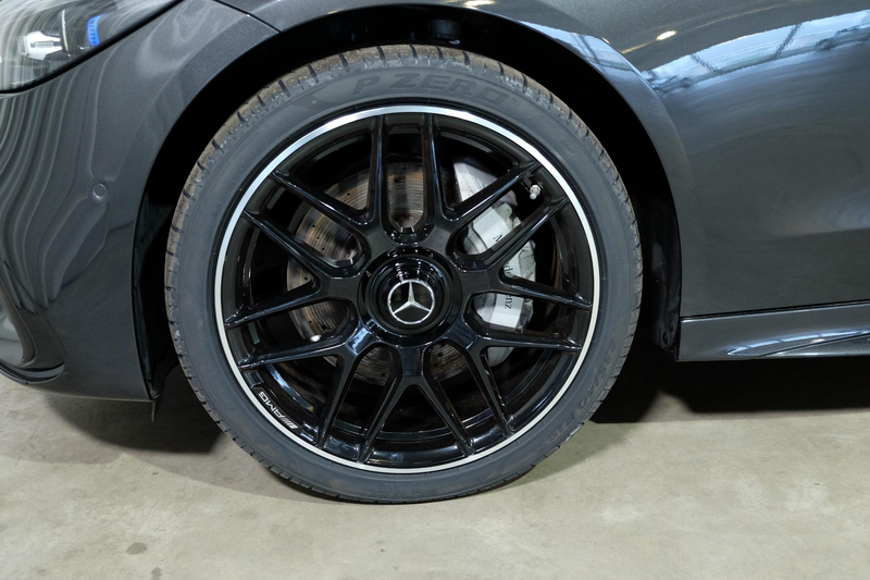 Mercedes-Benz C 300 Estate e AMG Line Extra set winterwielen — photo 8