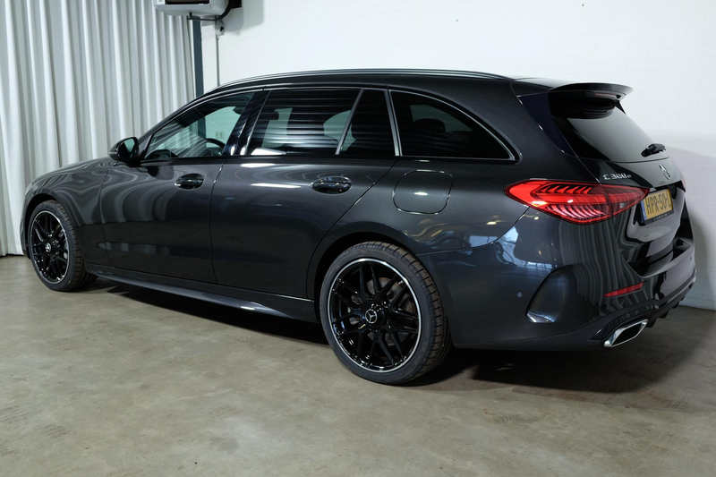 Mercedes-Benz C 300 Estate e AMG Line Extra set winterwielen — photo 7