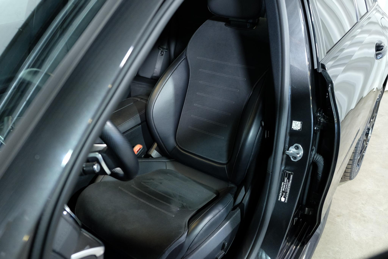 Mercedes-Benz C 300 Estate e AMG Line Extra set winterwielen — photo 20