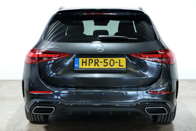 Mercedes-Benz C 300 Estate e AMG Line Extra set winterwielen — photo 17