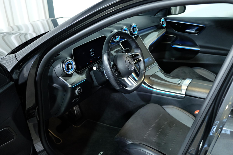 Mercedes-Benz C 300 Estate e AMG Line Extra set winterwielen — photo 18