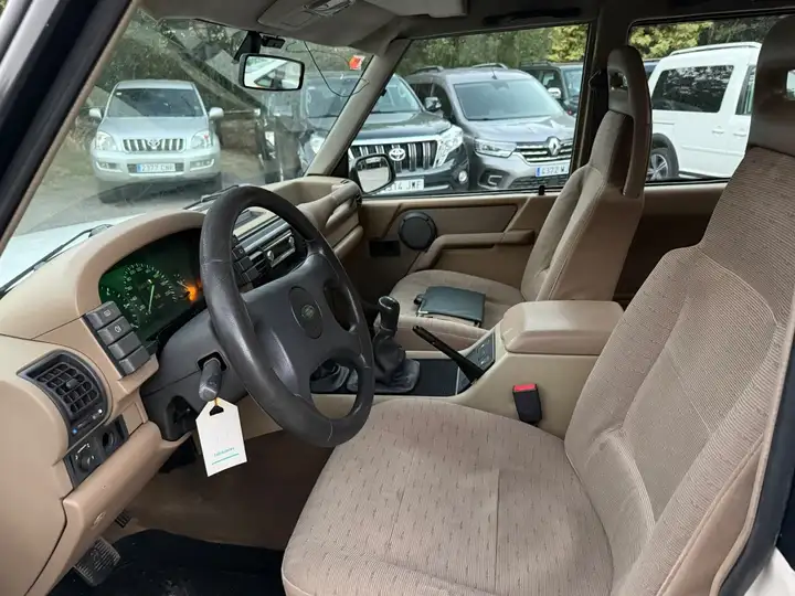 Land Rover Discovery 1994, foto 9