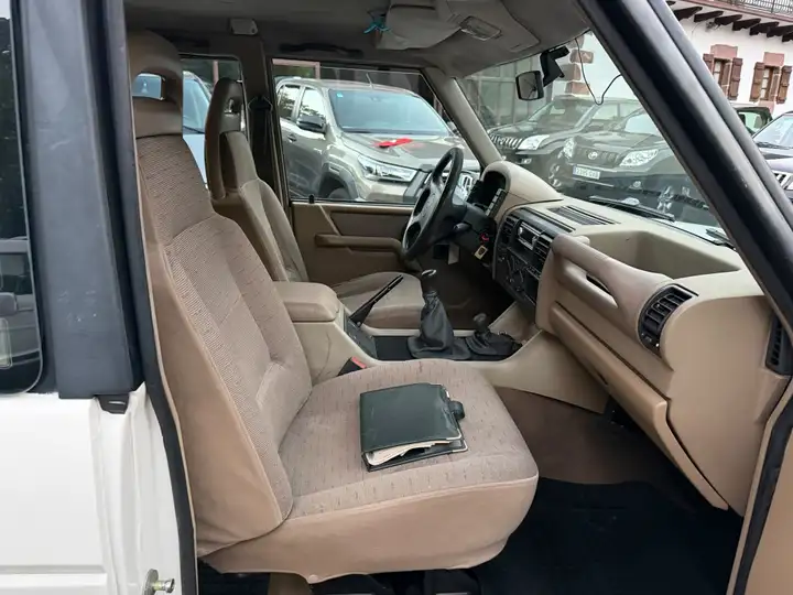 Land Rover Discovery 1994, foto 10