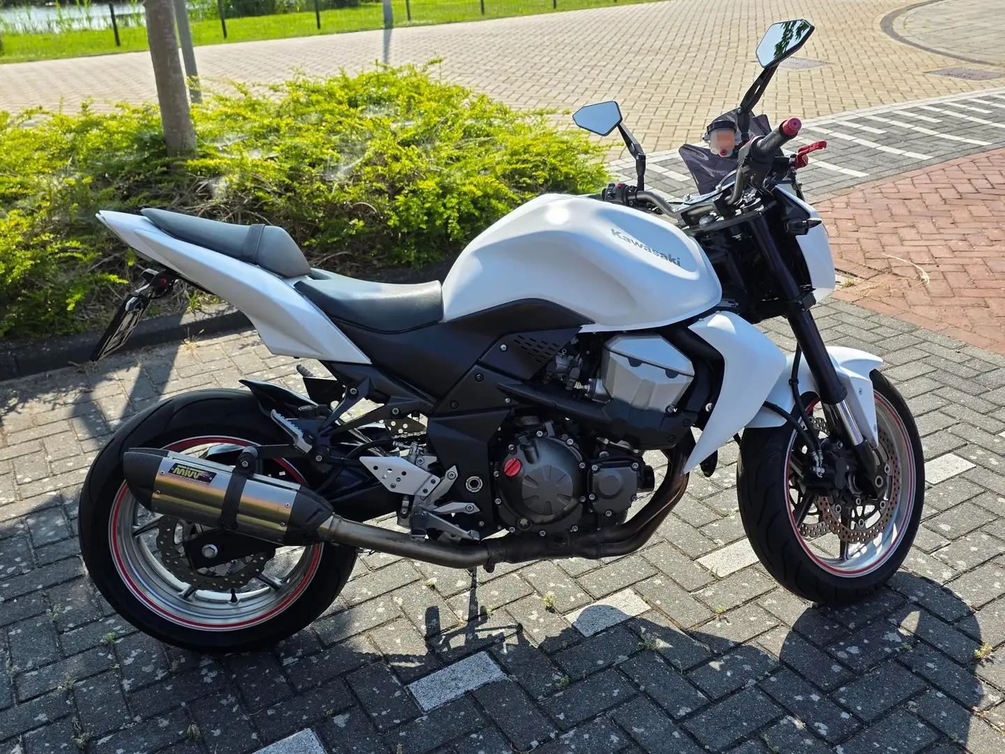 Kawasaki Z 750 Blanc - 1