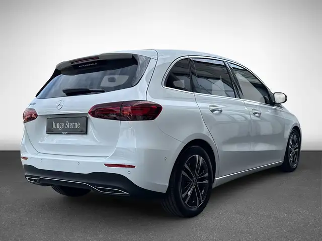 Mercedes-Benz B-Class view 6