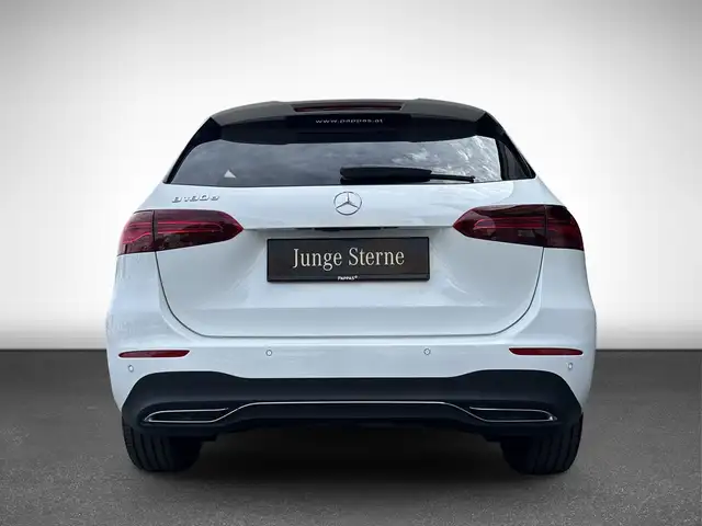 Mercedes-Benz B-Class view 5