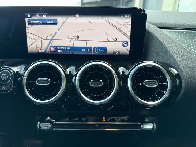 Mercedes-Benz B-Class view 10