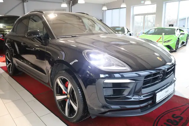 Porsche Macan view 9