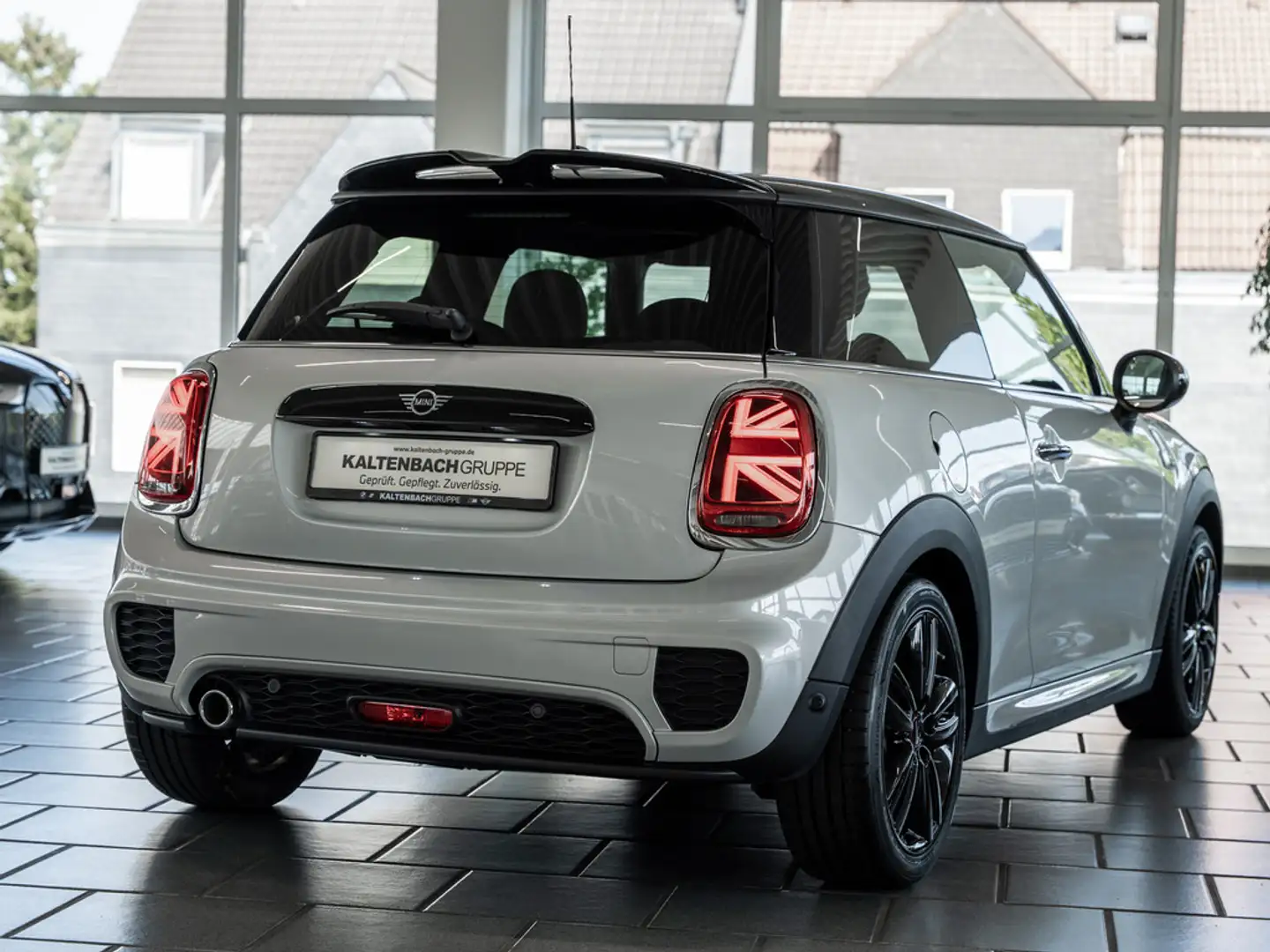 MINI Cooper FACEL. PANO LED NAVI H/K PDC KEYLESS Argent - 2