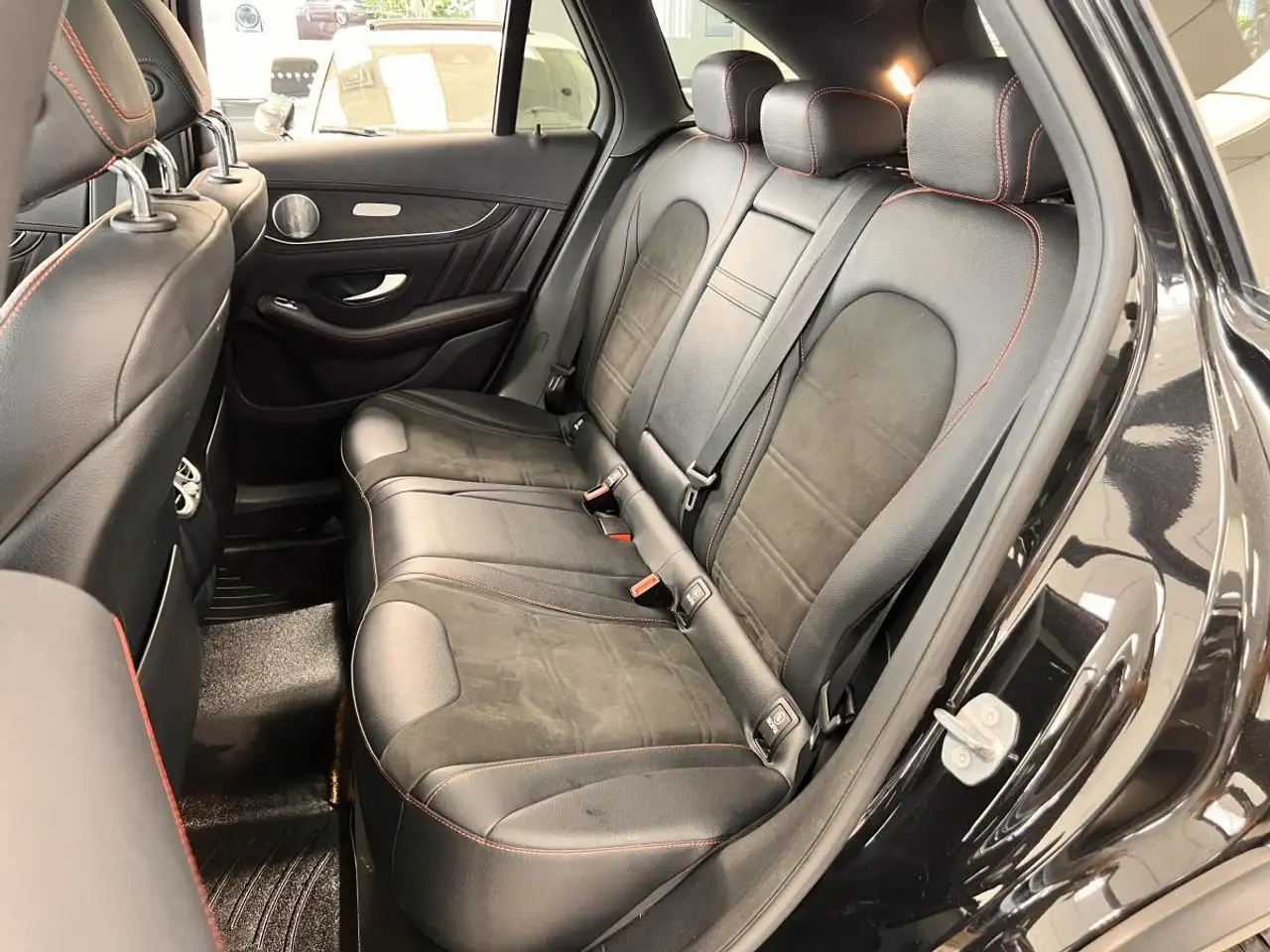 Mercedes-Benz GLC photo Mercedes-Benz GLC