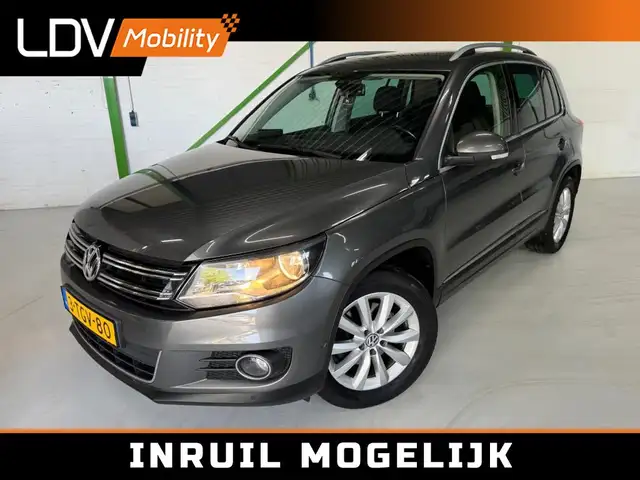 Volkswagen Tiguan 1.4 TSI Sport & Style / Trekhaak / Park assist / P