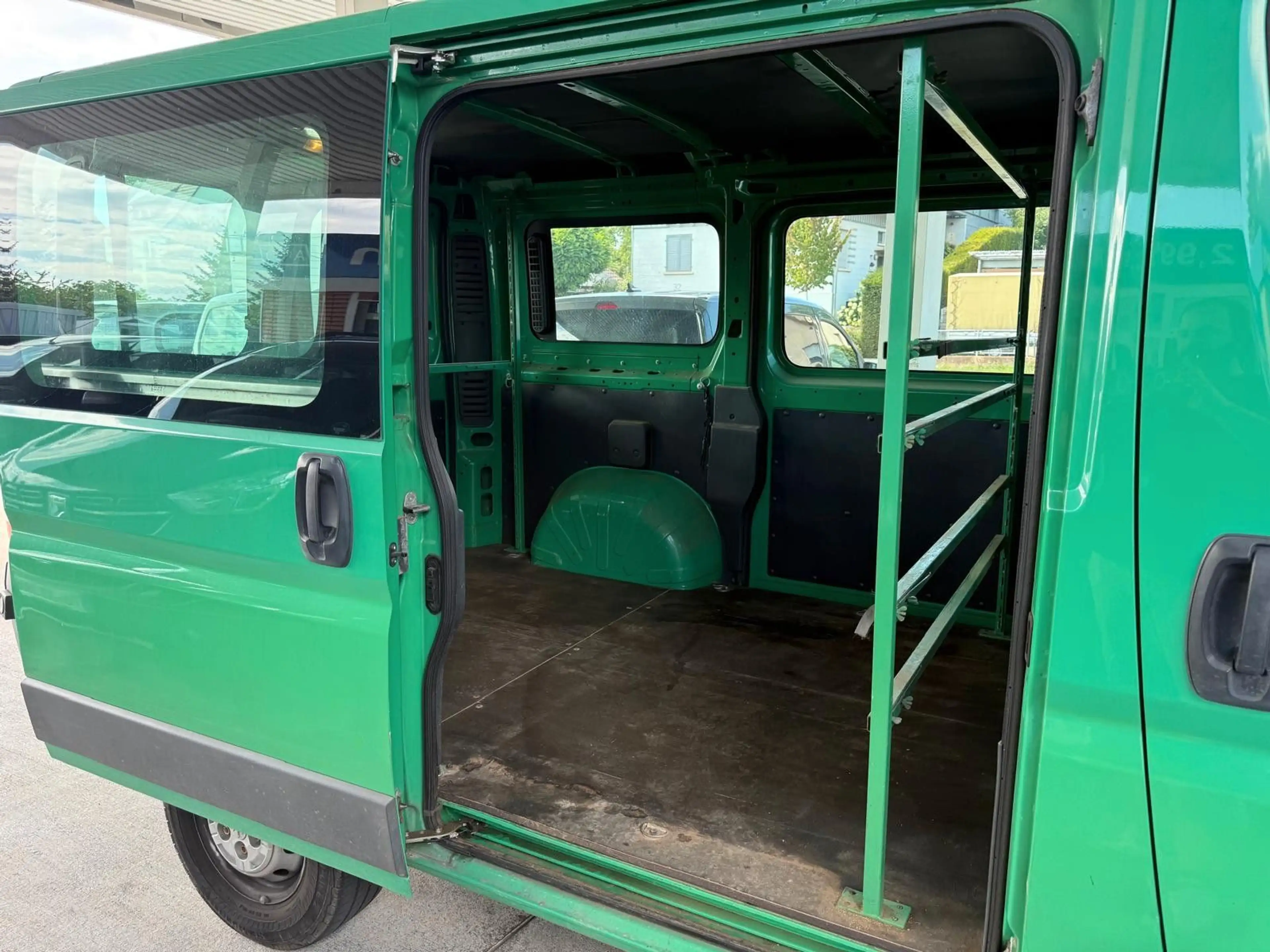 Peugeot Boxer HDi* Rundum Verglast*TÜV Neu* — photo 8