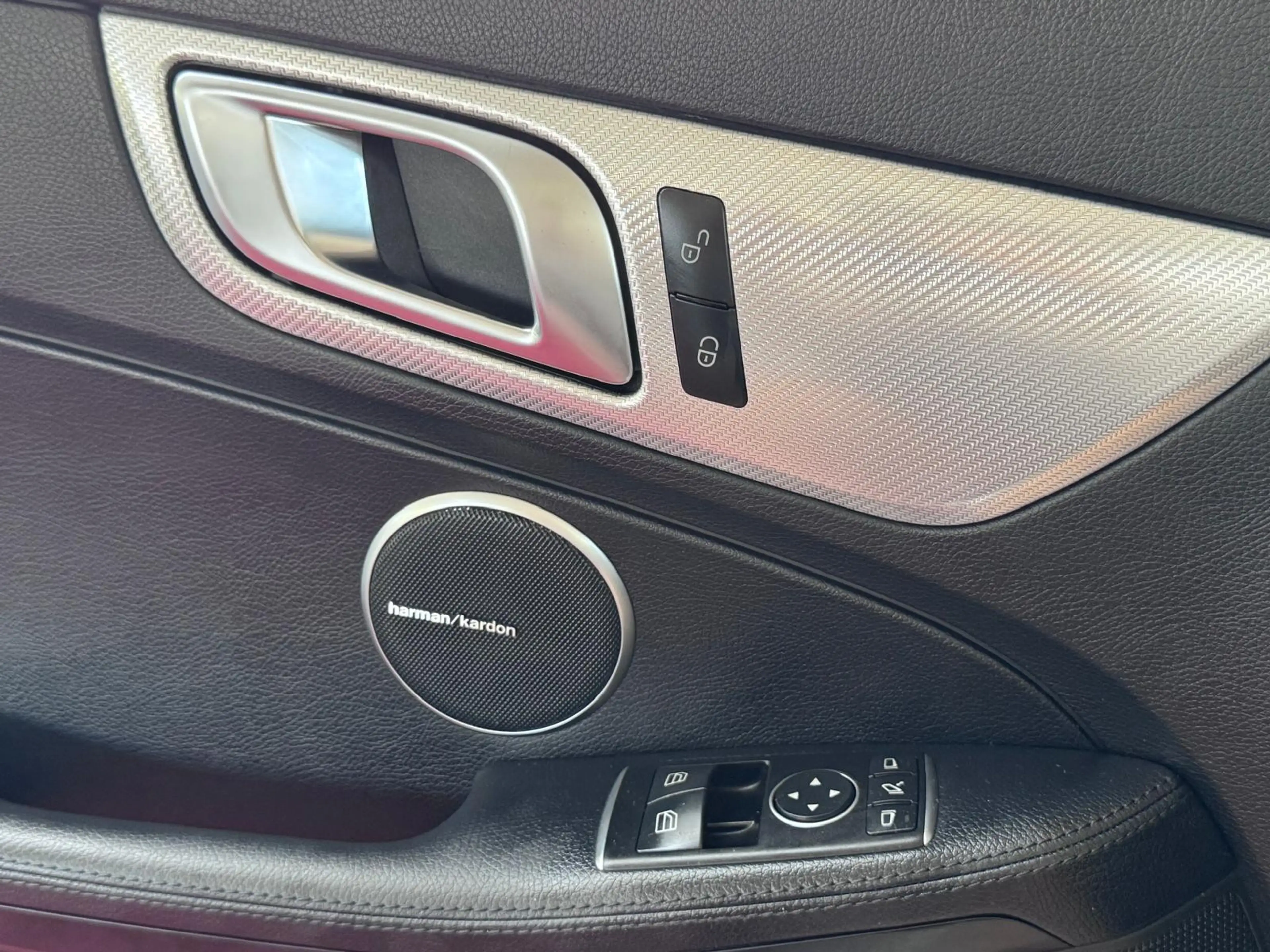 Mercedes-Benz SLC 180 AMG AIRSCARF H&K GLASDACH TOTWINKEL SPUR — photo 15